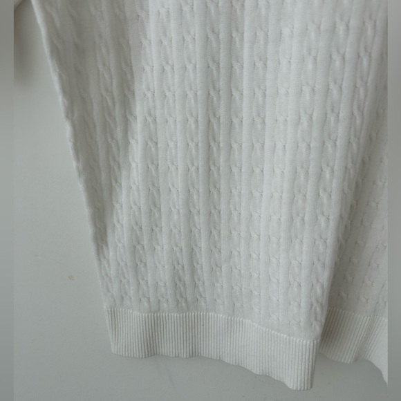 Minimalist white cable knit short sleeve sweater - Picture 4 of 7